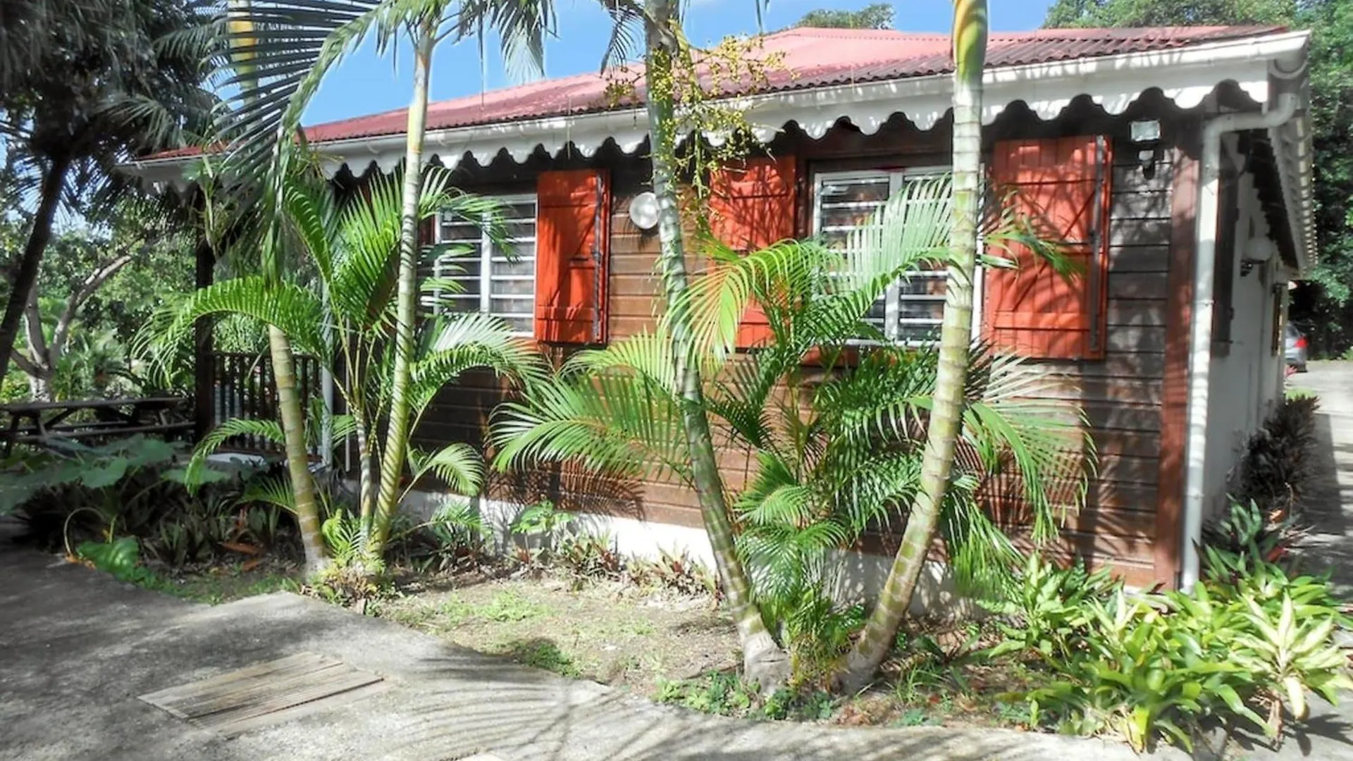 Maison Charmante A Deshaies Avec Vue Sur Montagne + Jardin